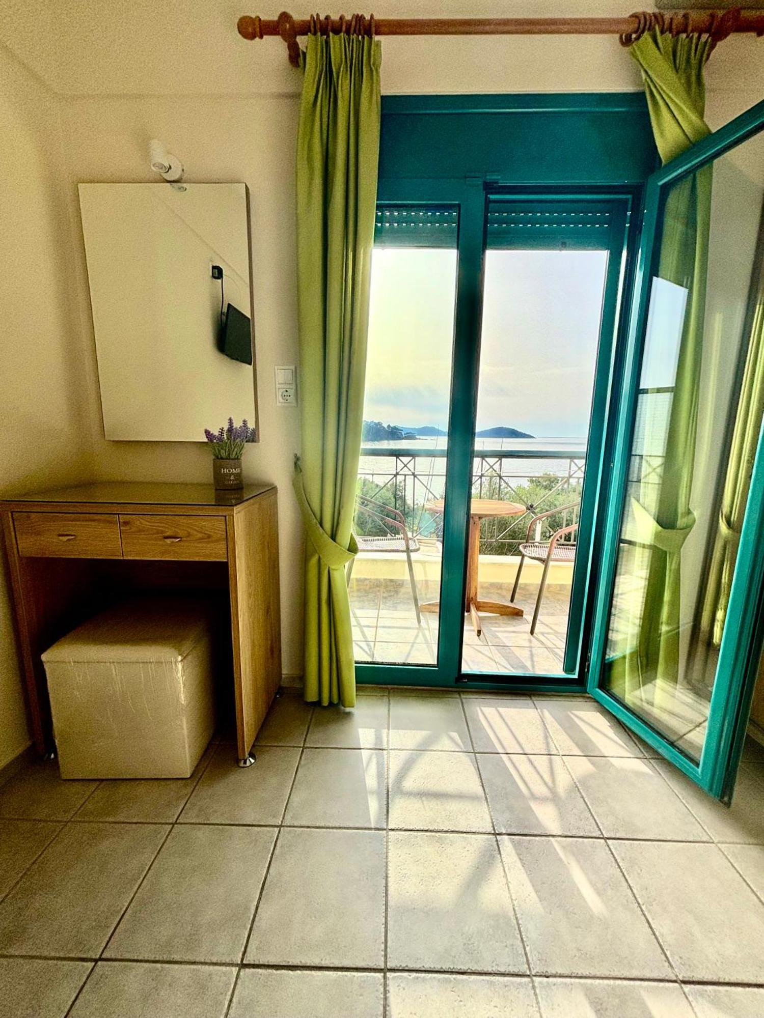 Angeliki Beach Hotel Megali Ammos  Zewnętrze zdjęcie